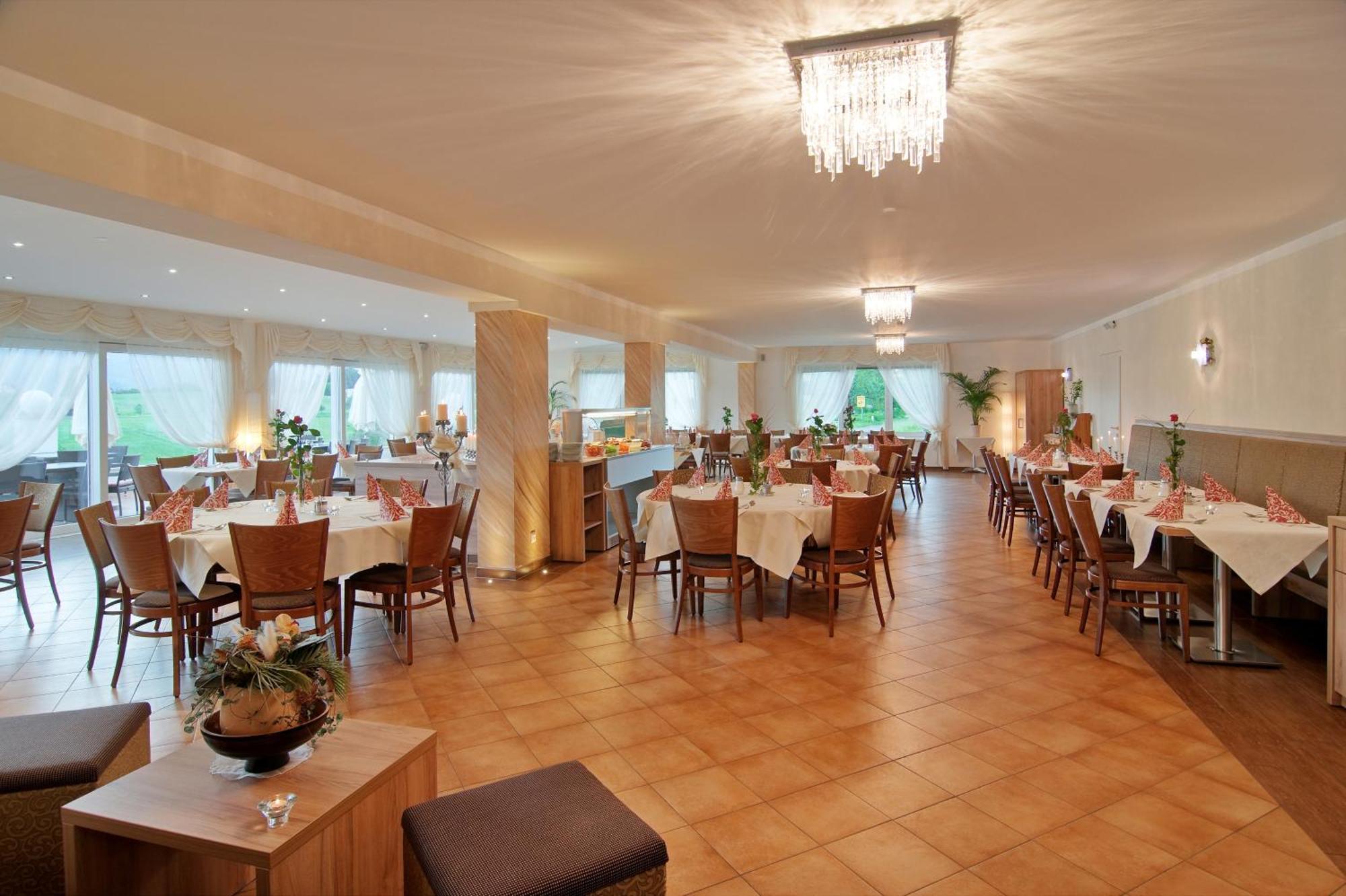Hotel-Pension Melcher Drobollach am Faakersee Exterior photo