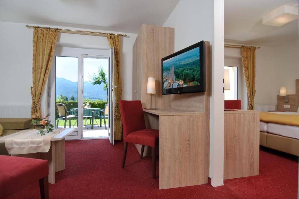 Hotel-Pension Melcher Drobollach am Faakersee Room photo